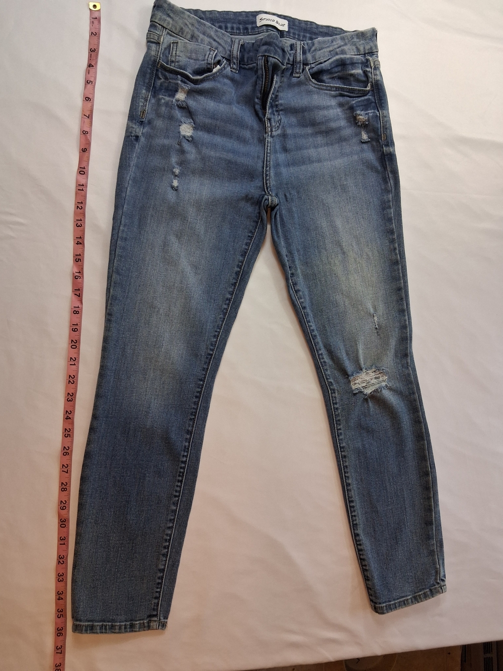 Distressed Ankle Crop Jeans - Light Blue by Universal Thread